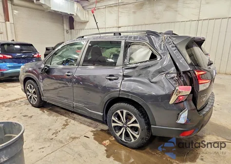 2020 Subaru Forester Limited z USA, uszkodzony, nr VIN JF2SKAUC1LH589953